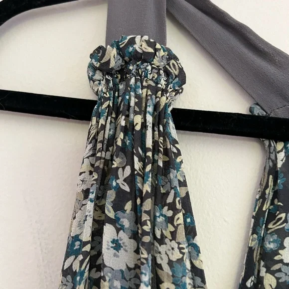 Joie woman silk floral print wrap sleeveless blouse - Picture 6 of 8